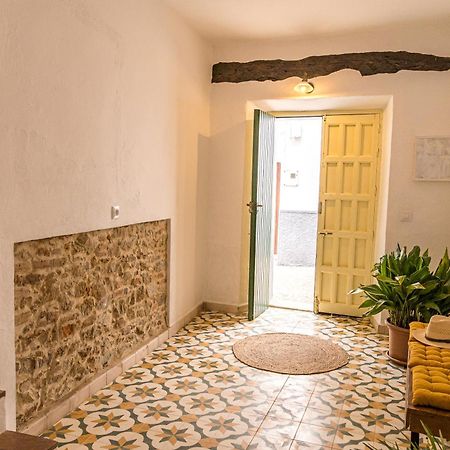 Casa Rural La Artistica, Alojamiento Y Arte Fuenteheridos Esterno foto